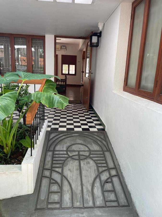 Hanu Reddy Residences - Nawab Habibullah Avenue Chennai Exterior photo
